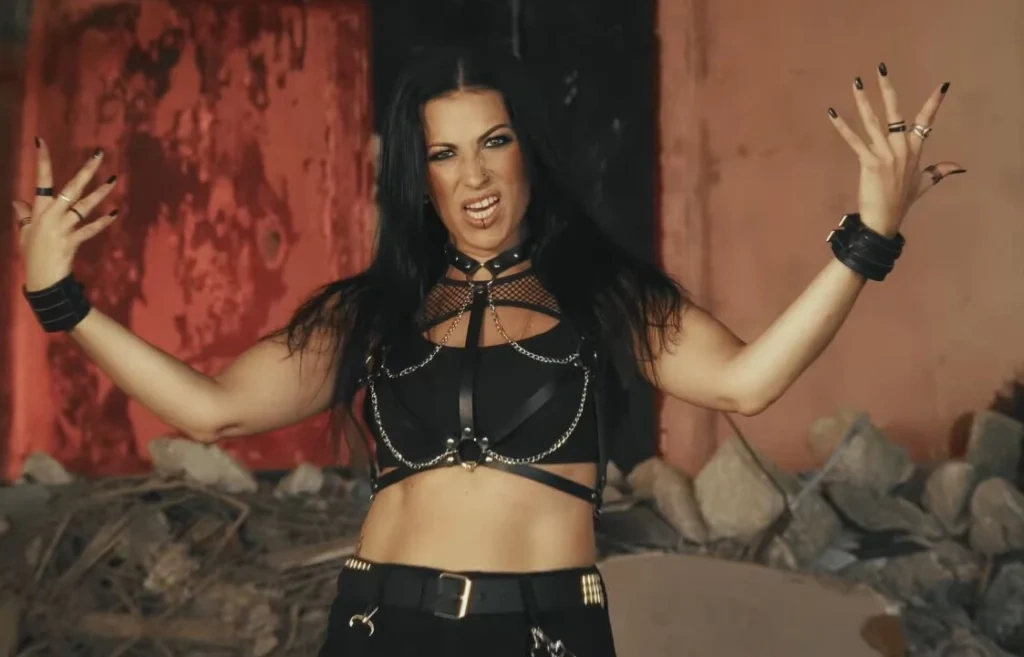 Venus 5 выпускают второй альбом