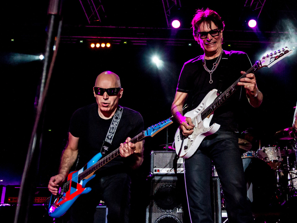 Joe-Satriani-Steve-Vai.jpg