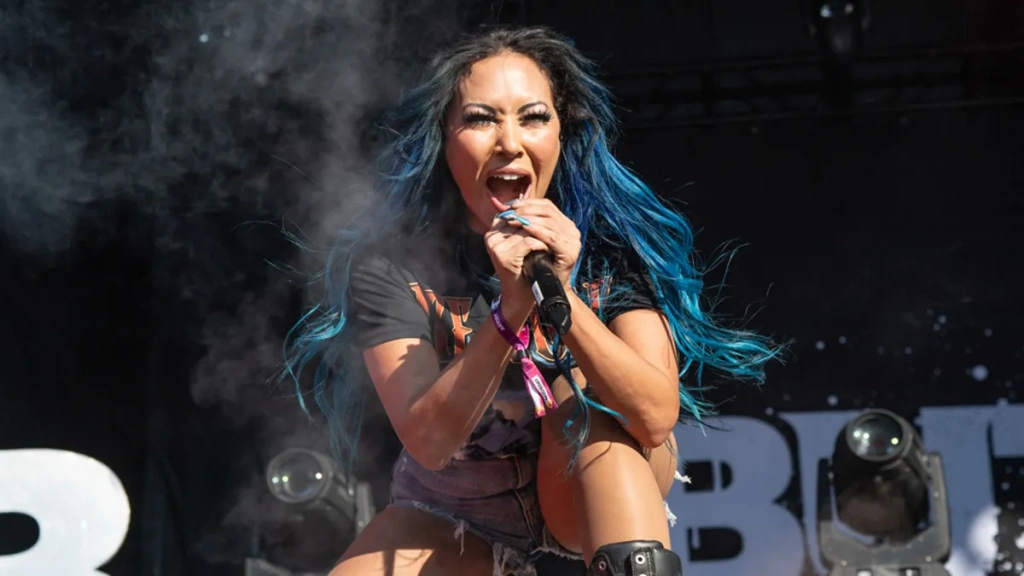 butcher-babies-carla-harvey.jpg