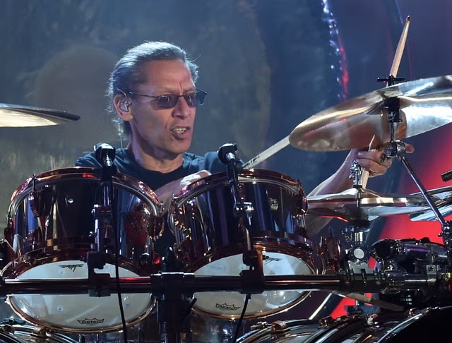 alexvanhalen.jpg