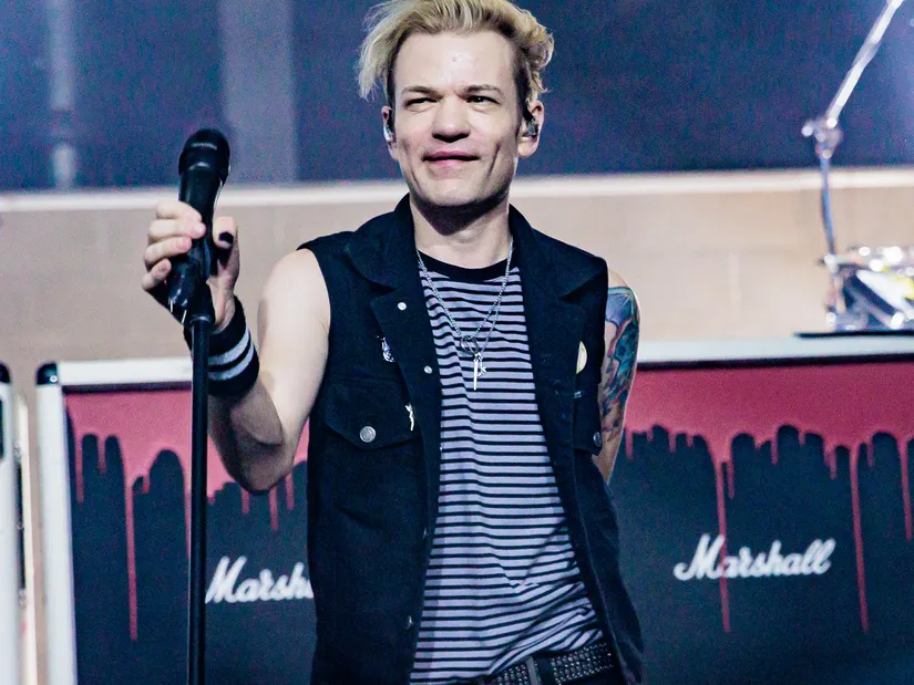 Deryck-Whibley-Sum-41s.jpg