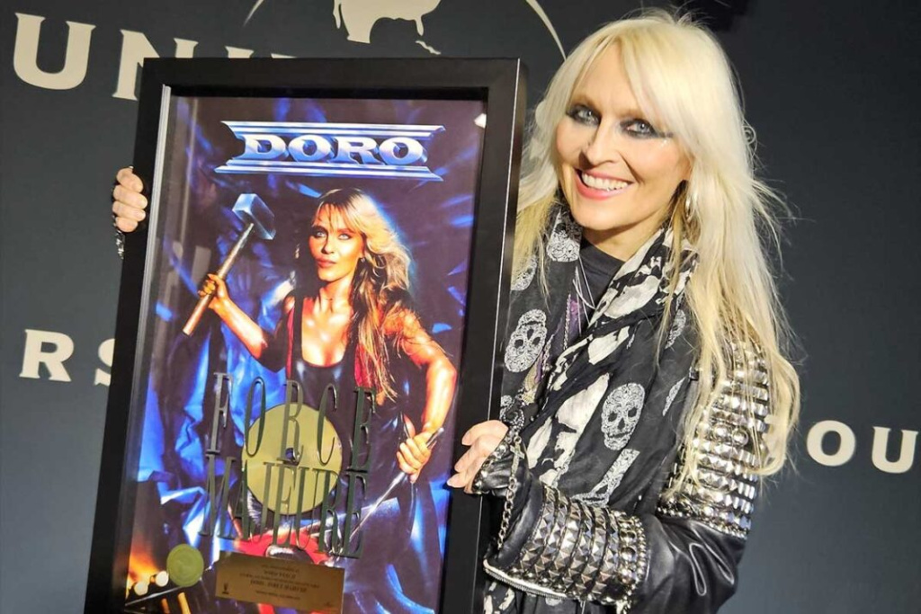 Doro-Pesch.jpg